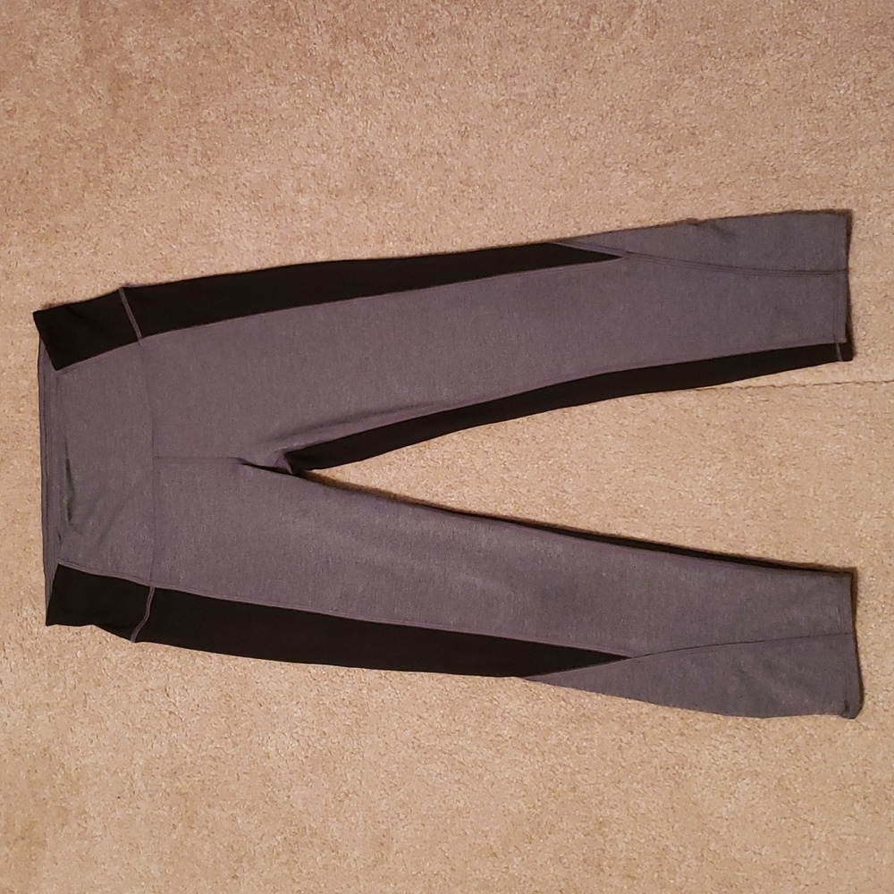 Lululemon On Your Mark Women's Crops